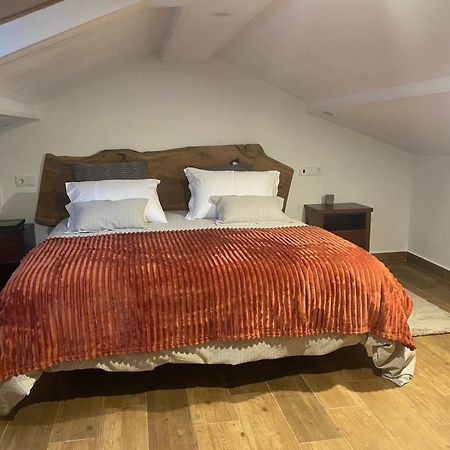 Bed and Breakfast Os Fentos Понтеведра Экстерьер фото