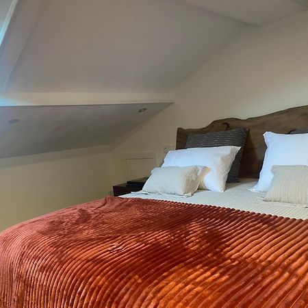 Bed and Breakfast Os Fentos Понтеведра Экстерьер фото