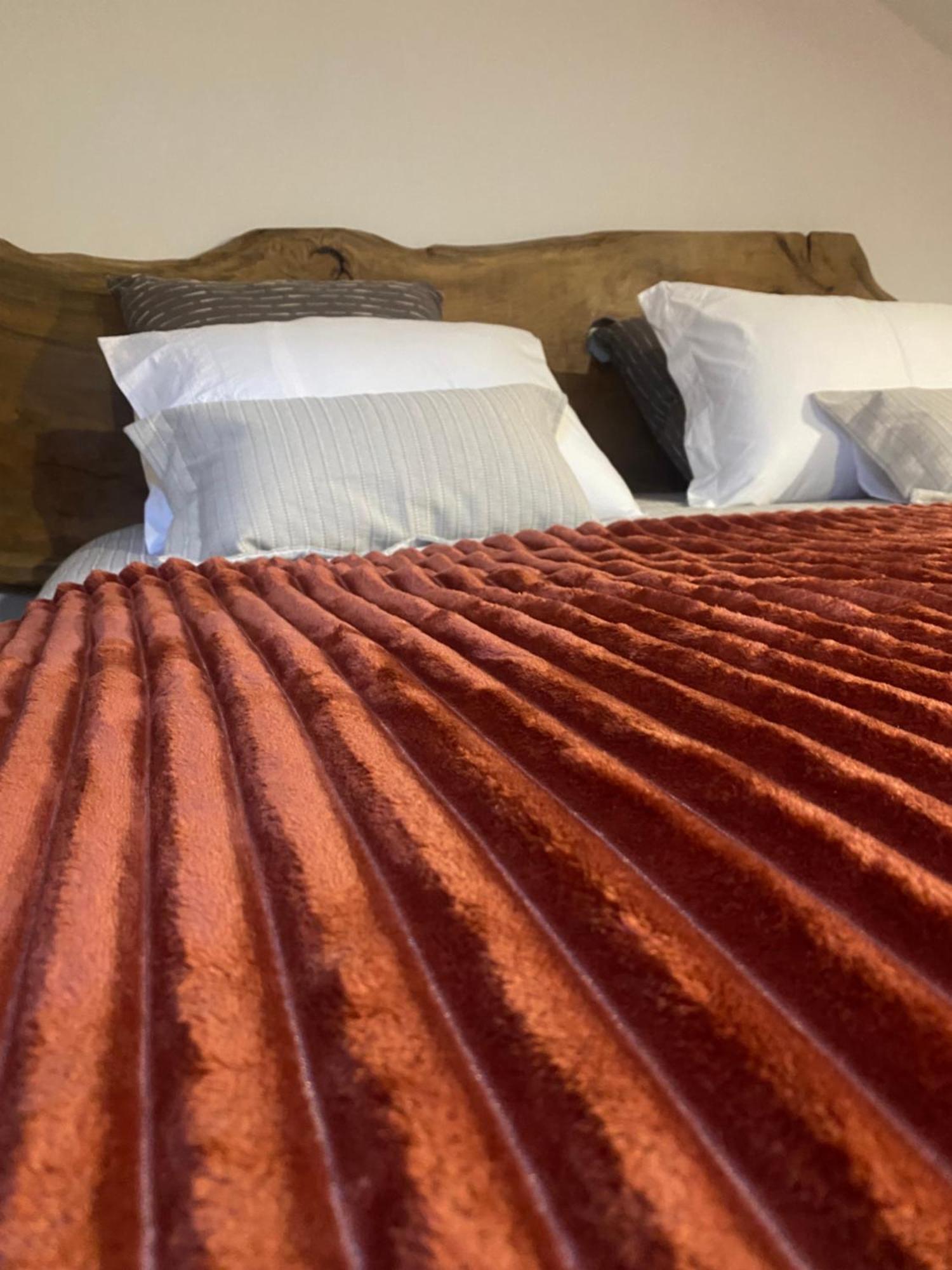 Bed and Breakfast Os Fentos Понтеведра Экстерьер фото